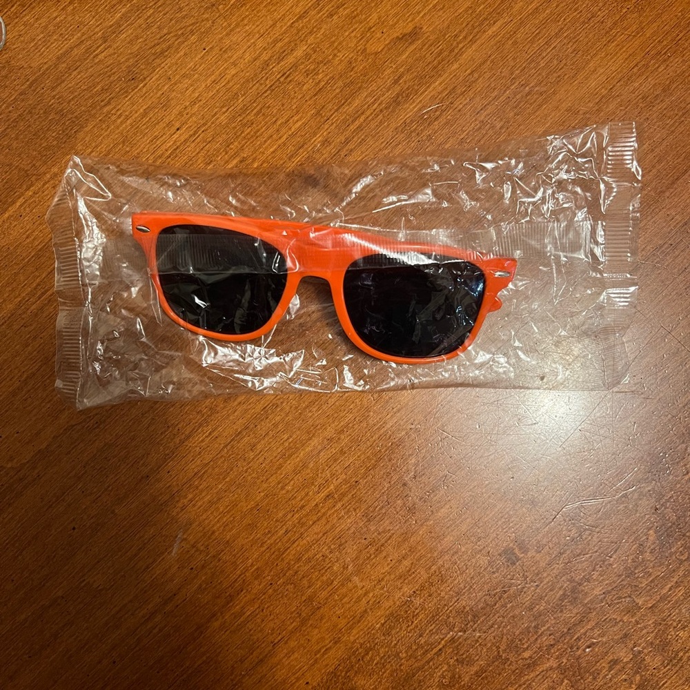 NYC MARATHON 2024 Orange Sunglasses